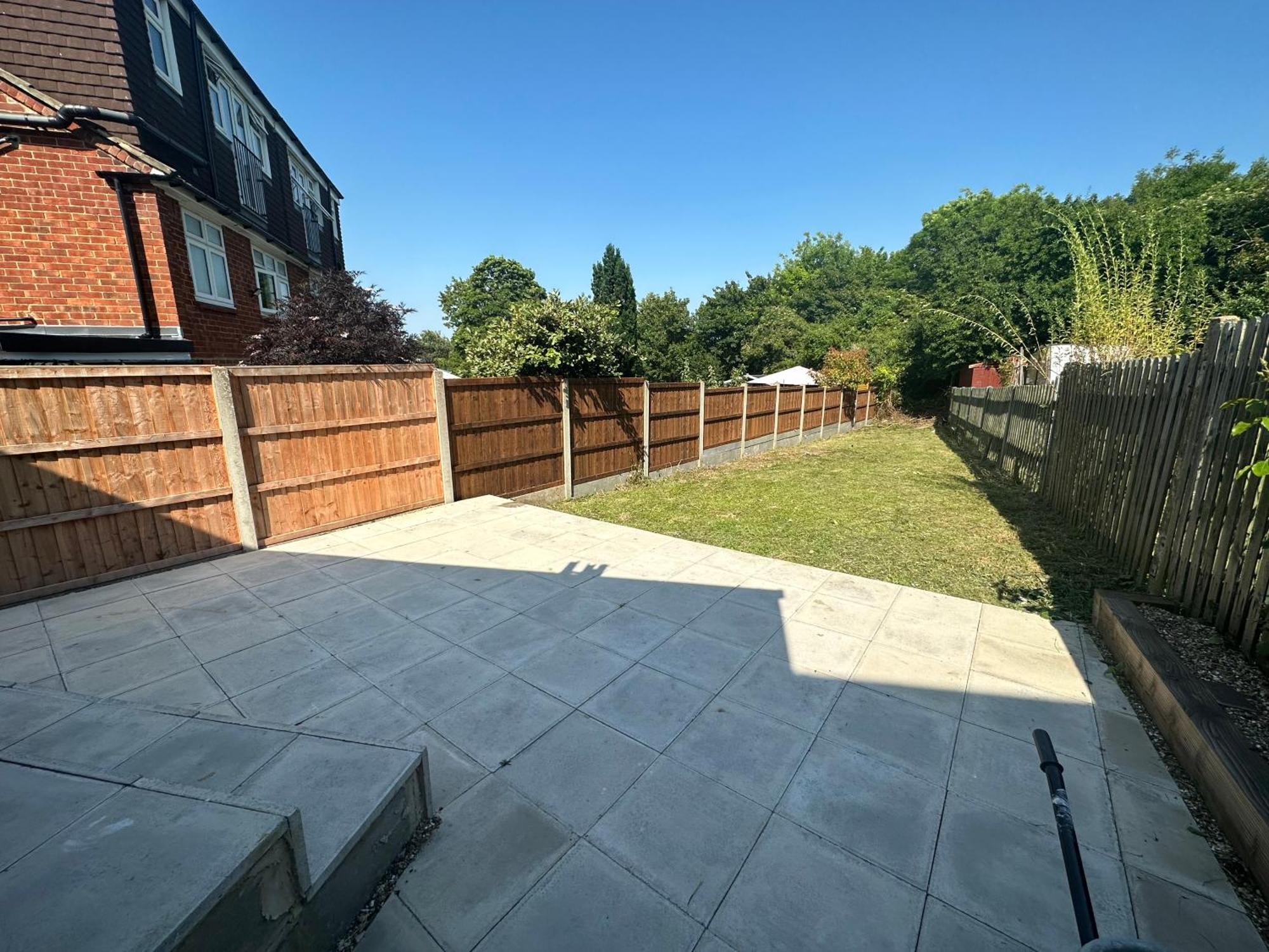 5 Bedroom House In Orpington Exterior photo